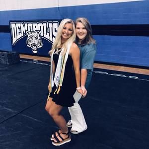 Meet your Posher, Corie